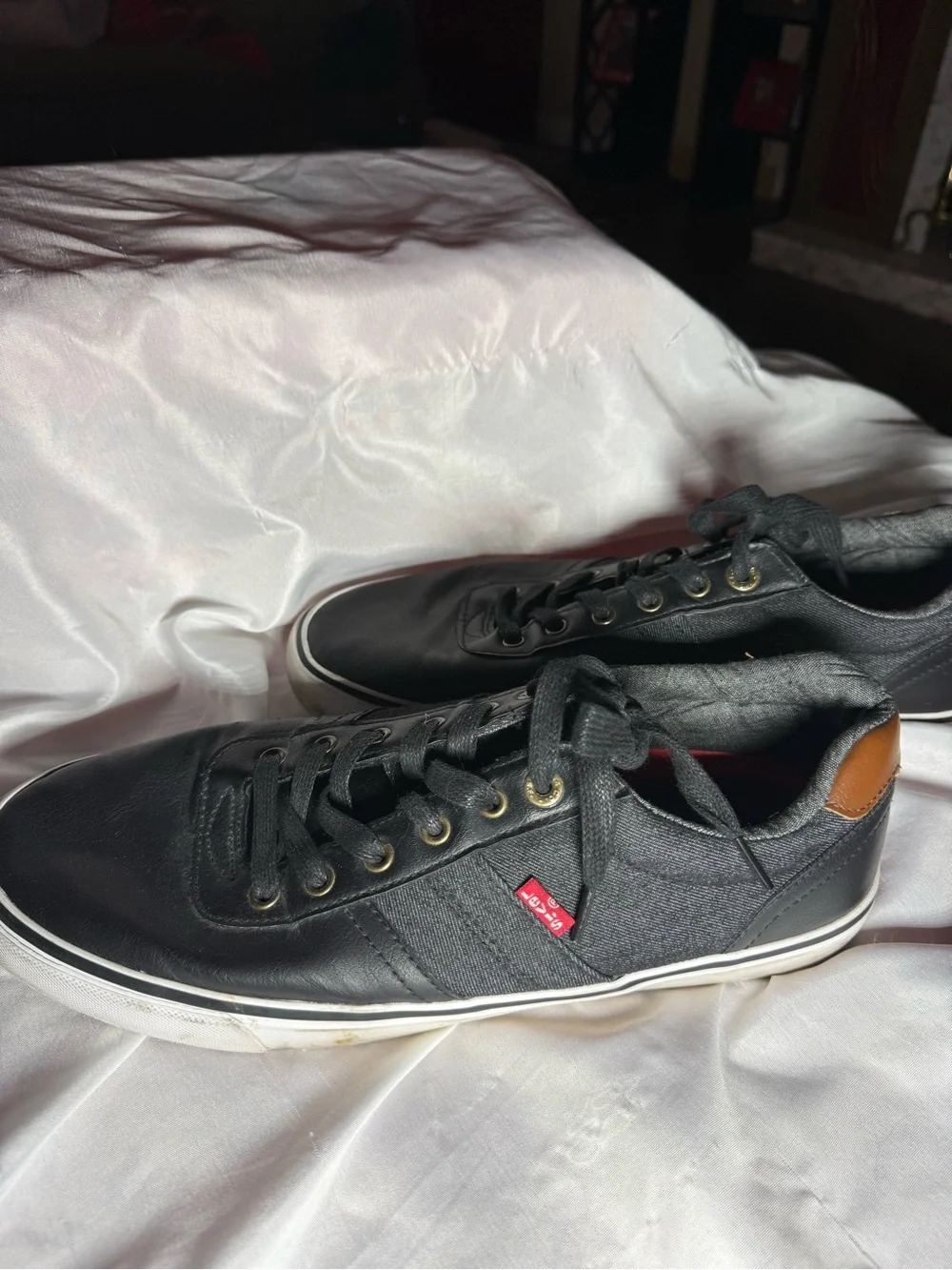 Levi's Black and Brown Low-Top Lace-Up Sneakers- size 11